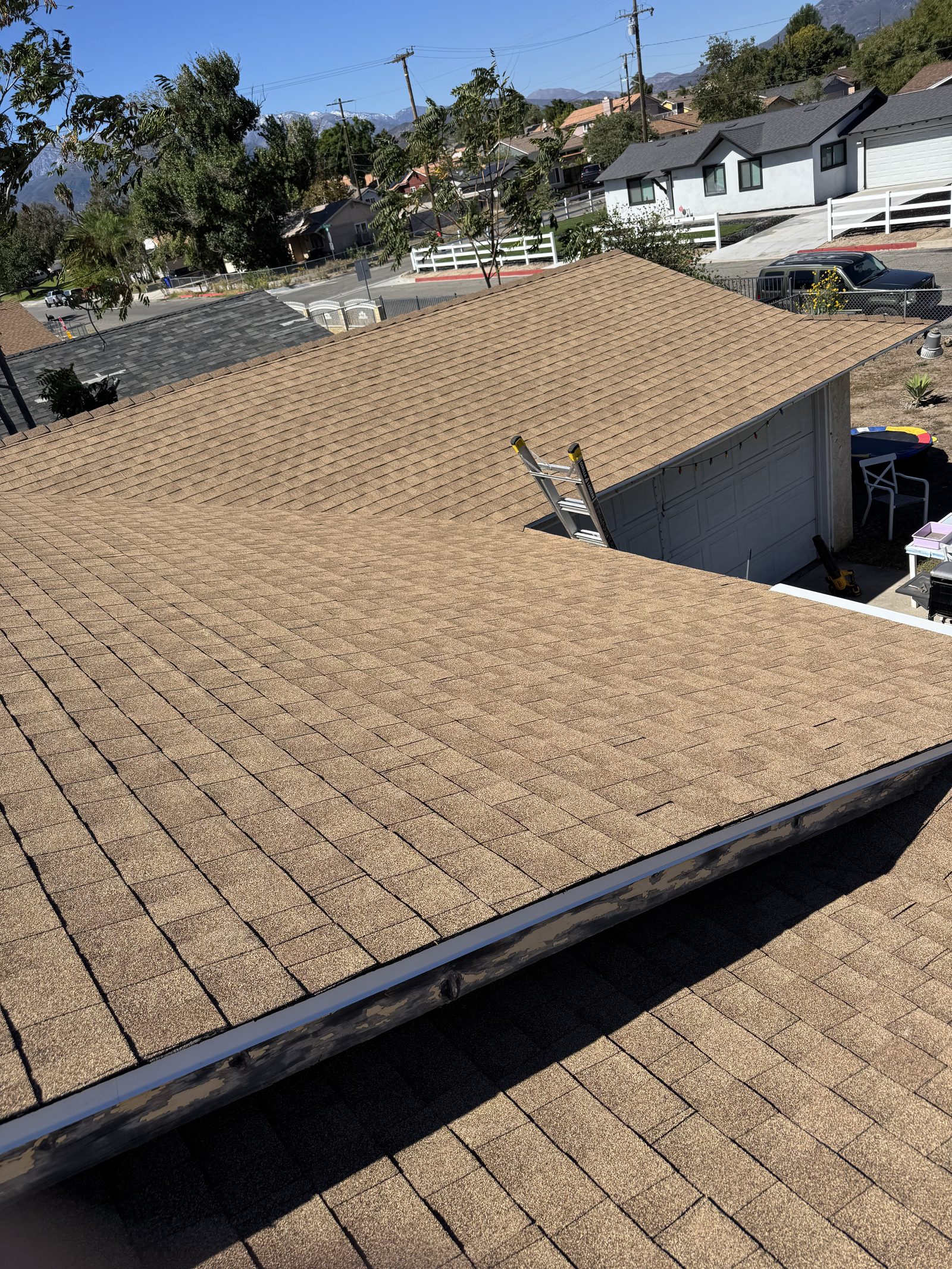 Completed shingle roof