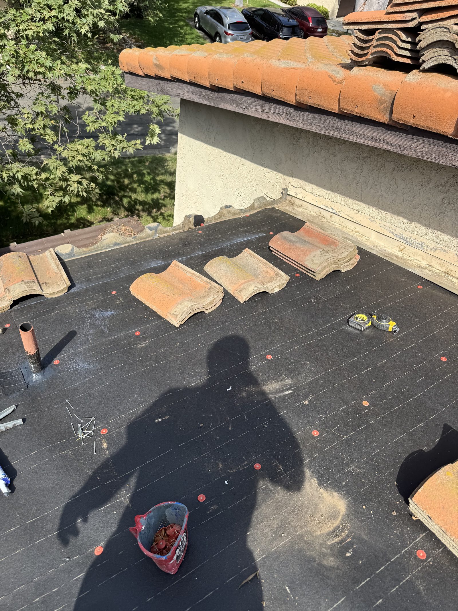 Clay tile roof repair